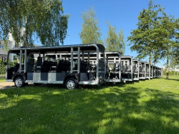 Crew Shuttle 14 zijkant